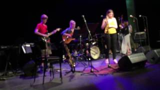Trubbel och Mister Kelly - Monica Zetterlund - Band Cover