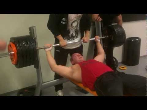 Hugo Halvorsen 230kg Benkpress