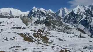 preview picture of video 'Langtang National Park. Tserko Ri, 5001 msnm (por el GPS). Diciembre 2014'