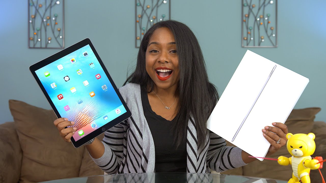 iPad Pro Unboxing + First Impressions!