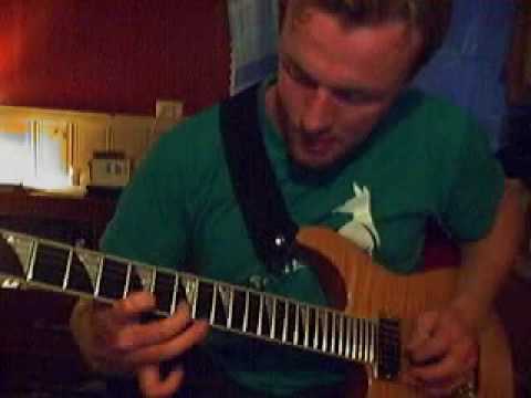 Thrash metal guitar solo - nailing it!