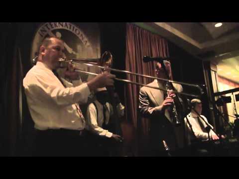 The Boilermaker Jazz Band - Wrap Your Troubles in Dreams