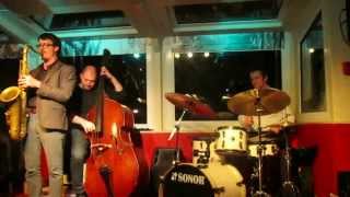 Osian Roberts Trio - Night In Tunisia