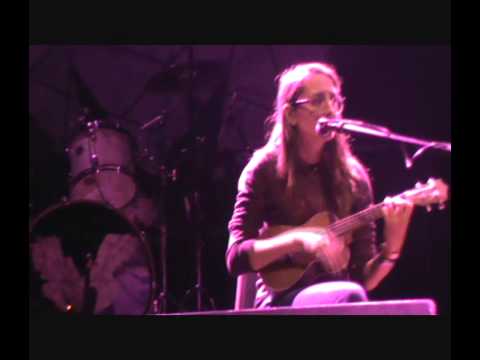 Gli spiccioli - Camilla Furetta (Live @ The Cage Theatre - Livorno , 4 febbraio 2014)