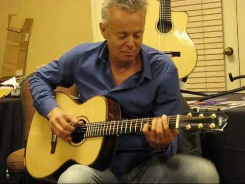 Tommy Emmanuel @ CAAS 2009 - Wabash Cannonball & Struttin'