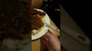 mr brains 6 pack of faggots in west country sauce , mash peas carrots. sorted , that&#39;ll do me today💥