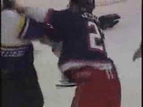 Francis Lessard vs Kevin Westgarth