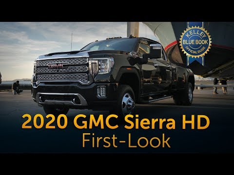 External Review Video FUlKxZV6p2g for GMC Sierra Heavy Duty 5 Pickup (2018)