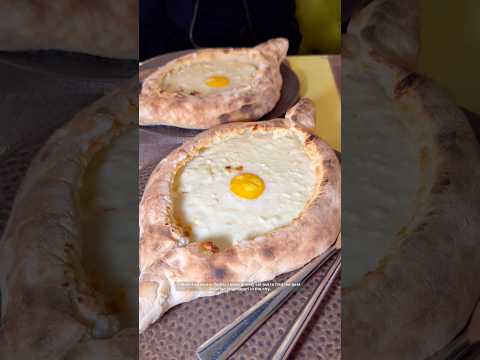 Аджарский хачапури в Тбилиси! 📍Mimino restaurant