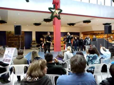 vanessa krasniqi und Zcalacee (Roberto Scalisi)