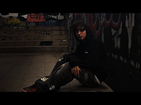 Μοναχικός - Περιθώριο (Official Video Clip)