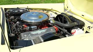 1957 Ford Thunderbird Idling