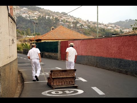 Carro de cesto na Ilha da Madeira