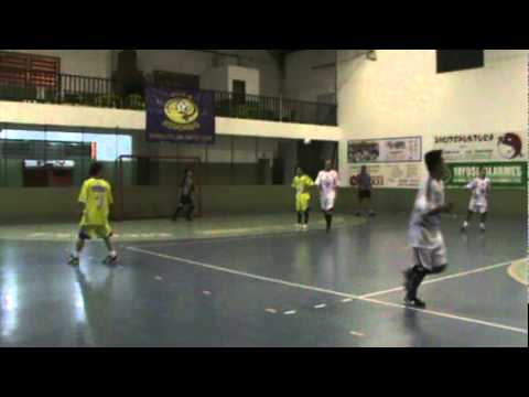 Menaka Dinossauros final 12/12/11 com expulsão