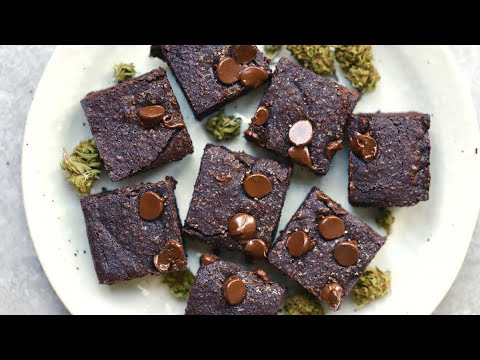 Classic Weed Brownies (Easy, Fudgey) - Full Instruction