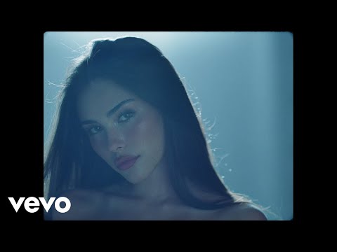 Madison Beer - make you mine (Official Visualizer)