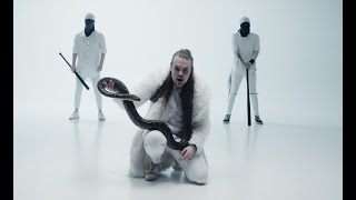 Musik-Video-Miniaturansicht zu Snake Songtext von Blind Channel