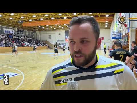 Komlói csapat a döntőben.