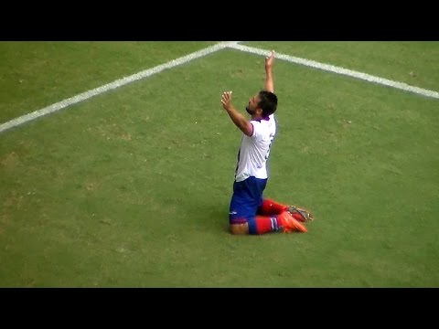 Bahia 4 X 0 Galícia. Gols de Maxi (2), Titi e Tchô (22/3/2015)