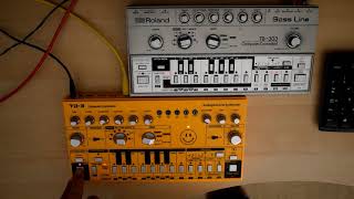 Video thumbnail for Behringer TD3 vs Roland TB303 by egowaves