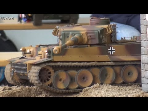 3 Tanks Tiger I RC Panzer ♦ Treffpunkt Modellbau Paaren im Glien 2016 Modellbaumesse