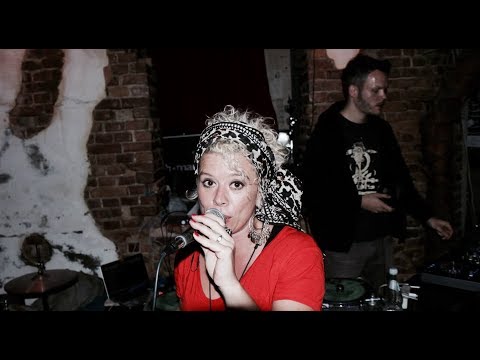 BIANCA CIOCCA - Live Session - Embrace me