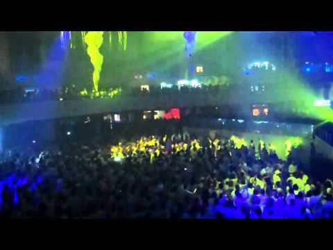Sensation White @ Bucharest 2012 (Wise D & Kobe - Magic People Voodoo People)