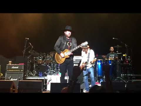 Devon Allman with Gregg Allman Band performing One Way Out
