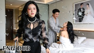 Married 2 Years, No Love, Only Desire—I Calmly Asked for Divorce, He Panicked & Couldn’t Let Me Go!