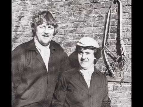 Duo Kobus Algra en Sybe Krol alias Watt en Halfwatt - Mijn pappie is enkel een foto