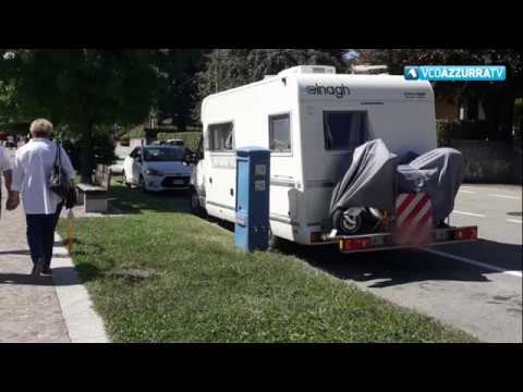 Lungolago Omegna invaso dai camper, serve una regolamentazione