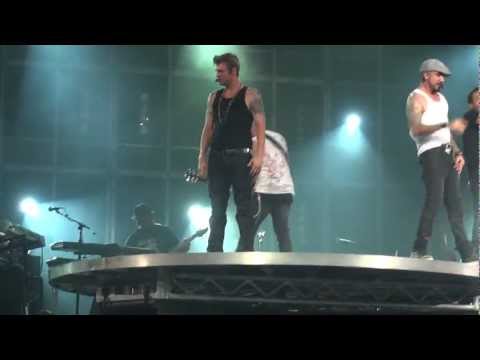 Larger Than Life - Backstreet Boys - NKOTBSB tour - 2011-08-05 Montreal