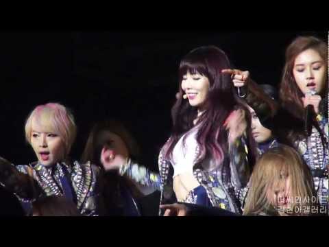 [FANCAM] 130202 4Minute Volume up -  hyuna (현아) @ United Cube Concert