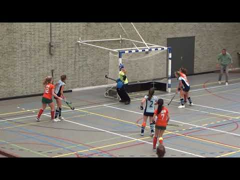 samenvatting zaalhockey WarandeMc1-Pelikaan 3-3