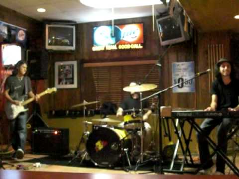 Tri Funk Point : Funk One