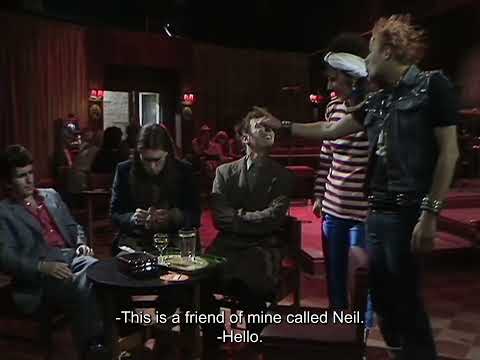 Young Ones, The S01E03: "Boring" - Oh, He Is a Bastard Isn't He?
