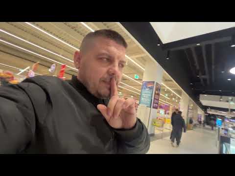 Bârlad Value Centre - Paznici sanctionați de poliție.