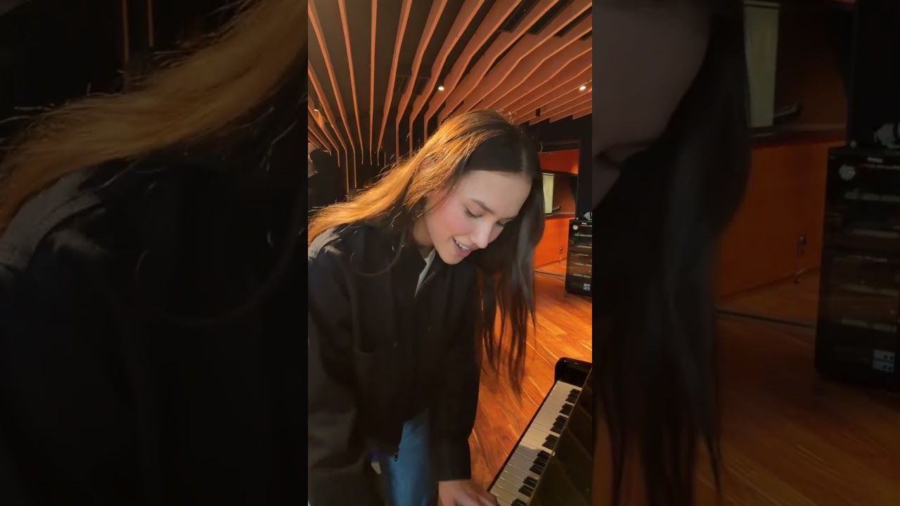 「フリーバード」リリースから今日で1年 🕊️✨#フリーバード #hanahope