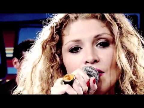 Adryana Ribeiro em "Sempre sou eu" no Estúdio Showlivre 2011