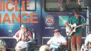 Tell Me I&#39;m Wrong - Justin Hines