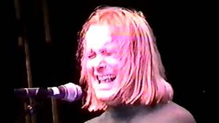 Cheap Trick - "Tell Me Everything" (live and acoustic) - Boston, MA - August 3rd, 2000