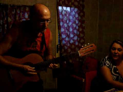 Hombre Bien vestido grupo kilometronce