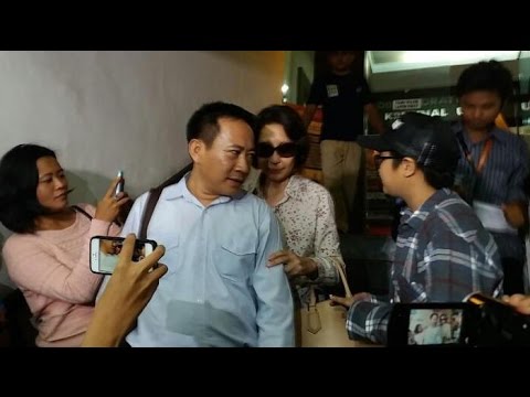 Berita 02 februari 2016 - VIDEO Ayah Mirna Sempat Berpapasan dengan Ibunda Jessica