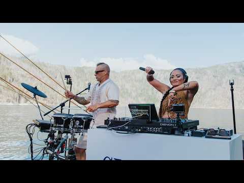 90s & 00s House Remixes with Live Drums - Black Box, Sean Paul | DESTINEAK Secret Island Sessions 1