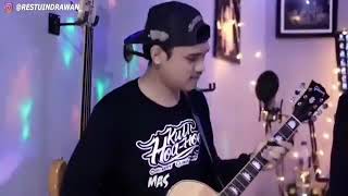 Download lagu Cuma jadi penonton story dia dgn doi😁😁 mp3