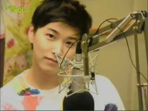 120501 KTR 1-65 There is only Min over there. Min stare to camera