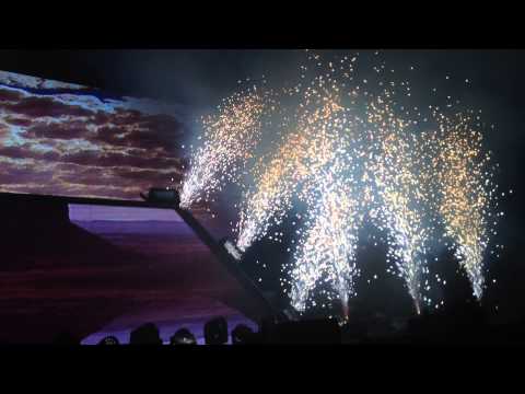 Wake me Up - Live Avicii Paris Bercy ; True Tour