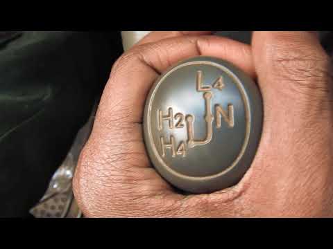 How to engage 4WD in a Toyota hilux