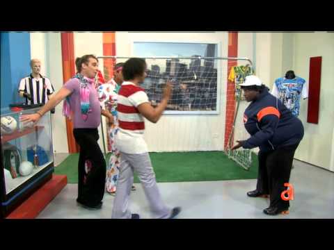 Las acosadoras de TN3: Practica de Futbol  - América TeVé