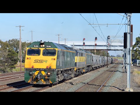RL305, GM27 & RL301 blast out of Somerton on SSR 7KV1 Loaded Grain